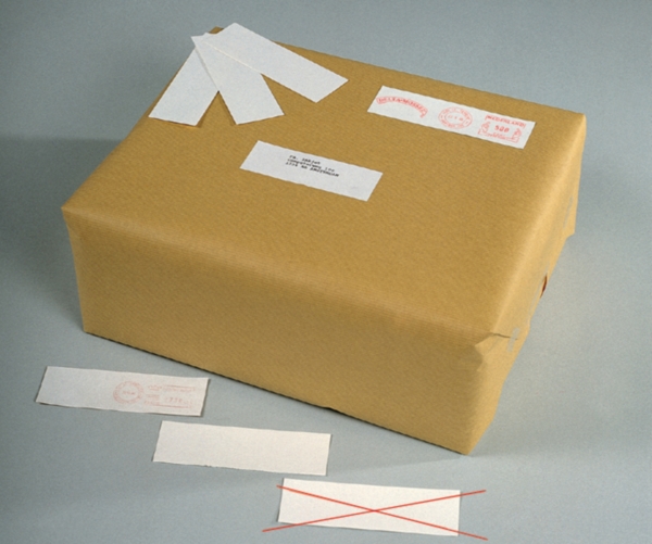 Franking labels for shipment 140x40mm white - box of 500