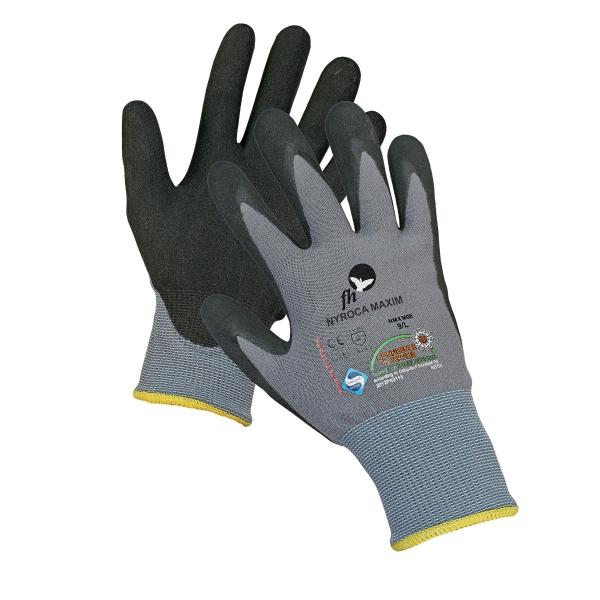 PAIR FH NYROCA MAXIM GLOVES 10