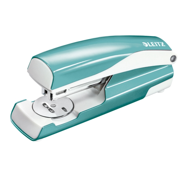 Leitz 5008 WOW office stapler 30 sheets - ice blue